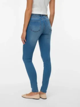 VMTanya Mid-Rise-Jeans in Skinny-Passform