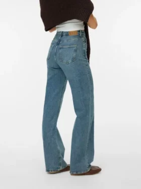 Vmtessa High-Rise-Jeans in weiter Passform