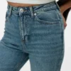 Vmtessa High-Rise-Jeans in weiter Passform
