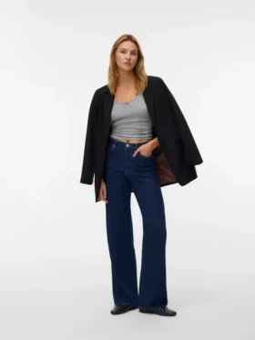 Vmtessa Jeans mit hoher Leibhöhe und weitem Bein