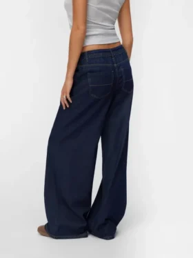 Vmvaleria Jeans mit mittlerer Leibhöhe und weitem Bein