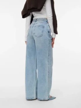 Vmwien Jeans mit mittlerer Leibhöhe und weitem Bein