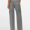 Vmwien Jeans mit mittlerer Leibhöhe und weitem Bein